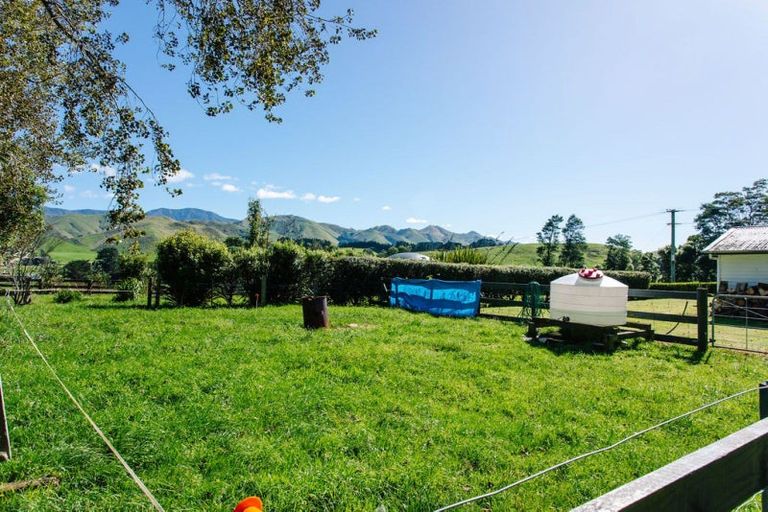 Photo of property in 517 Umutaoroa Road, Dannevirke, 4978