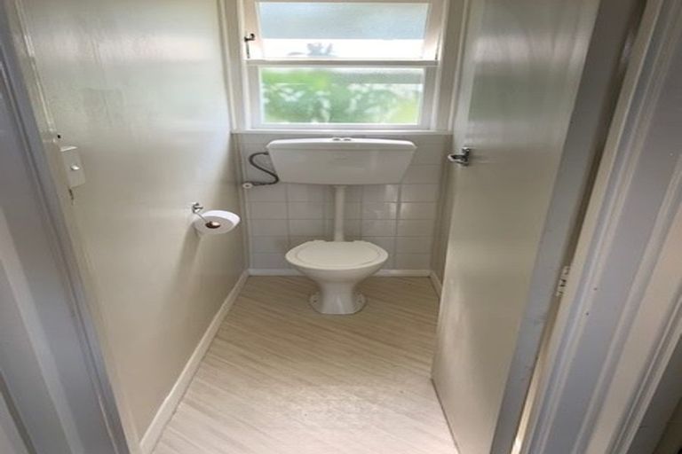 Photo of property in 8 Matangi Terrace, Snells Beach, 0920