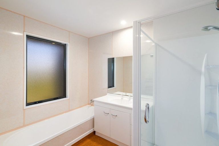 Photo of property in 6 Kaikomako Place, Cass Bay, Lyttelton, 8082