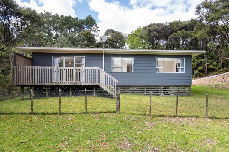 Photo of property in 93 Mcentee Road, Waitakere, Auckland, 0816