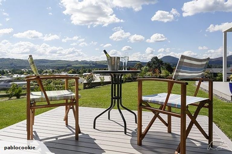 Photo of property in 15 Kittyhawk Drive, Kinloch, Taupo, 3377