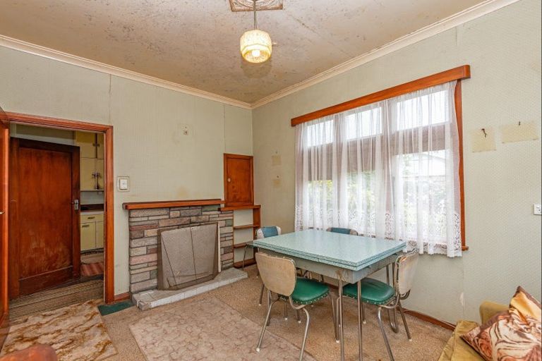 Photo of property in 12 Kensington Road, Marton, 4710