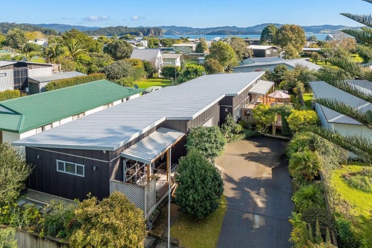 Photo of property in 36 Oyster Drive, Cooks Beach, Whitianga, 3591