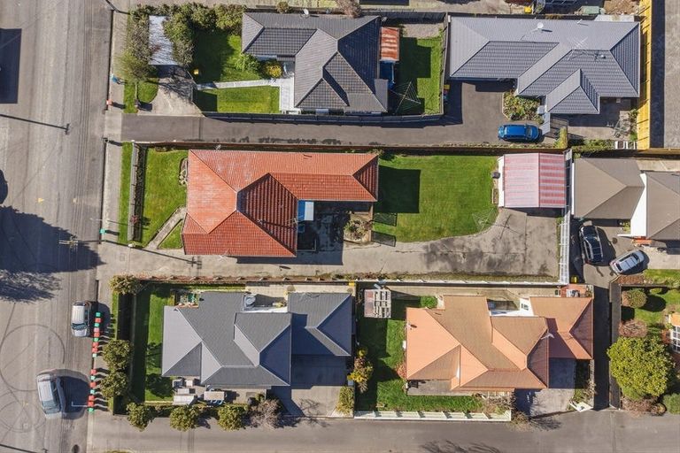 Photo of property in 51 Vagues Road, Northcote, Christchurch, 8052