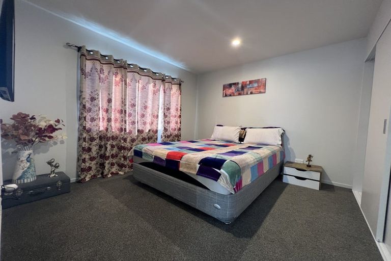 Photo of property in 41 Regiment Road, Papakura, 2110