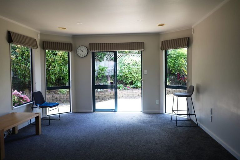 Photo of property in 34 Birkinshaw Grove, Riverstone Terraces, Upper Hutt, 5018