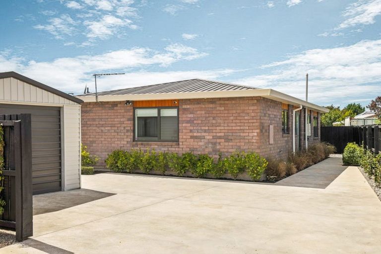 Photo of property in 50 Bassett Street, Burwood, Christchurch, 8083