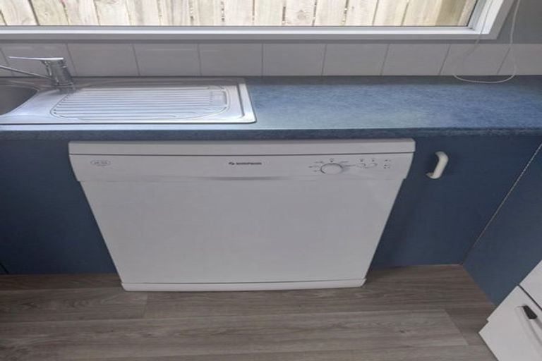 Photo of property in 19 Wesley Street, South Dunedin, Dunedin, 9012