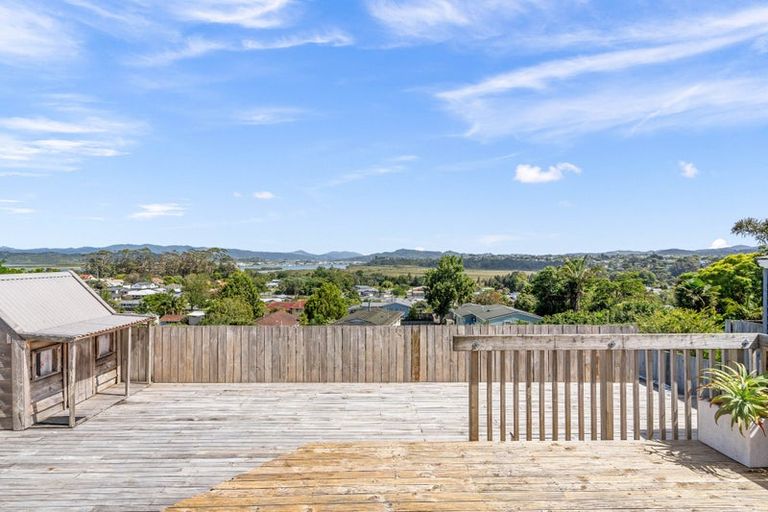 Photo of property in 52 Handforth Street, Onerahi, Whangarei, 0110