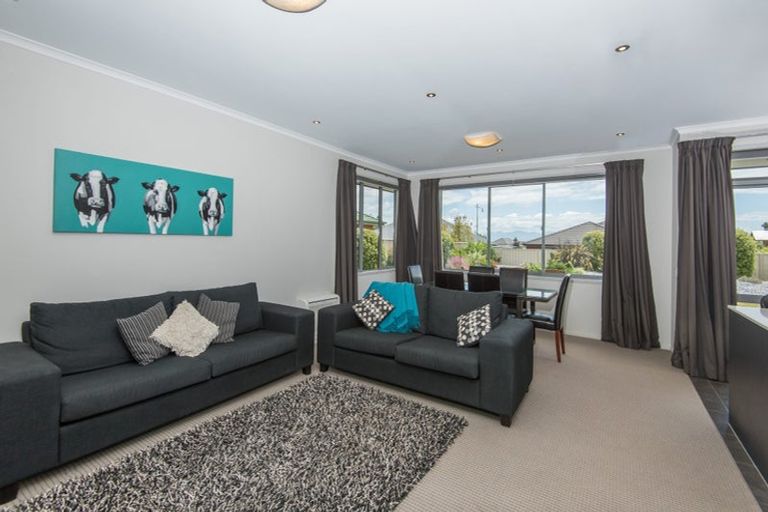 Photo of property in 23 Woodstock Place, Stoke, Nelson, 7011