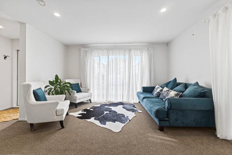 Photo of property in 47 Treestump Road, Takanini, 2112