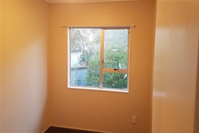 Photo of property in 1/50 Moncrieff Avenue, Clendon Park, Auckland, 2103