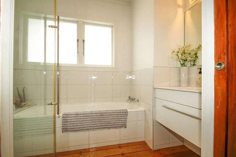 Photo of property in 213 Gascoigne Street, Raureka, Hastings, 4120