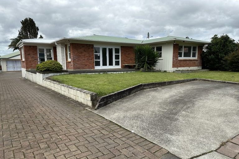 Photo of property in 1/8 Glenburn Place, Papakura, 2110