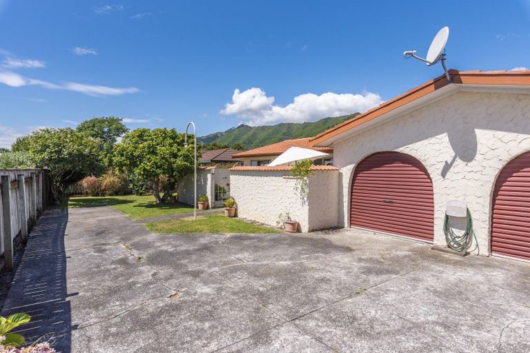 Photo of property in 29a Sylvan Avenue, Waikanae, 5036