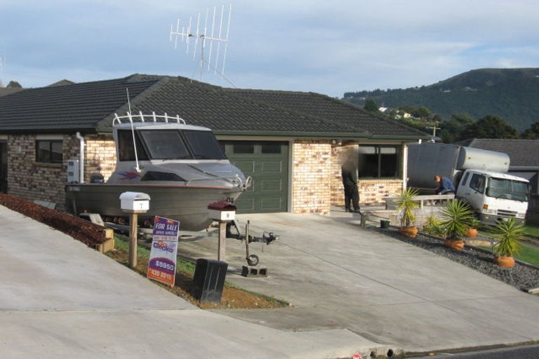 Photo of property in 9 Daviot Place, Te Kamo, Whangarei, 0112