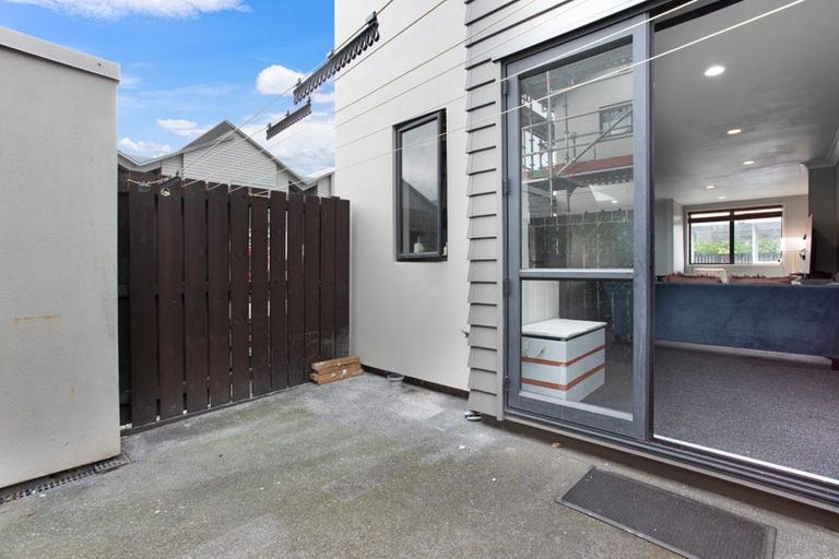 Photo of property in Fern Gardens, 33/51 Ireland Road, Mount Wellington, Auckland, 1060