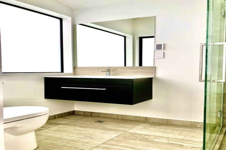 Photo of property in 3/78 Orangi Kaupapa Road, Northland, Wellington, 6012