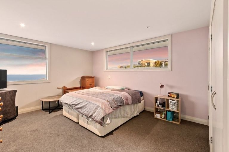 Photo of property in 11 Cirrus Lane, Mount Pleasant, Christchurch, 8081