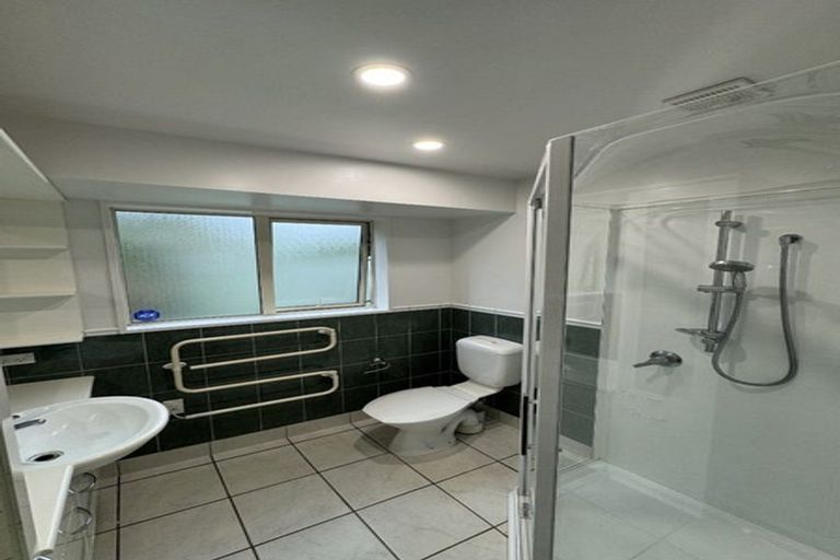 Photo of property in 1 Kestrel Place, Woolston, Christchurch, 8023