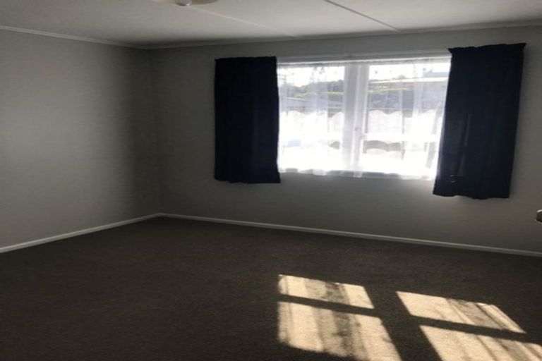 Photo of property in 2/11 Waitahanui Avenue, Taupo, 3330