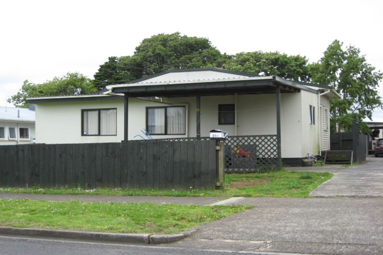 Photo of property in 30a Tasman Street, Pukekohe, 2120