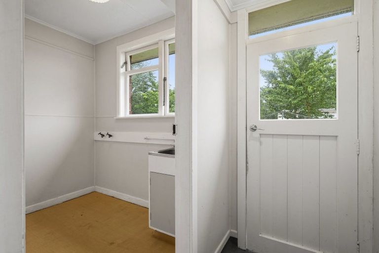 Photo of property in 266 Malfroy Road, Pomare, Rotorua, 3015