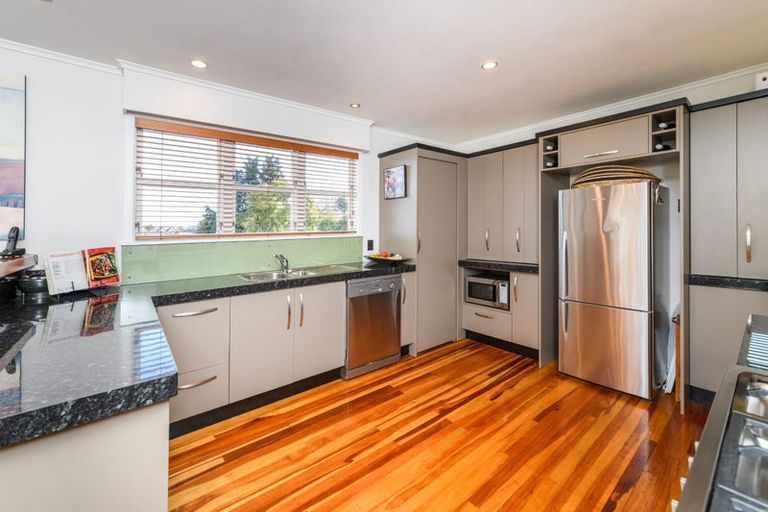 Photo of property in 31 East Street, Terrace End, Palmerston North, 4410