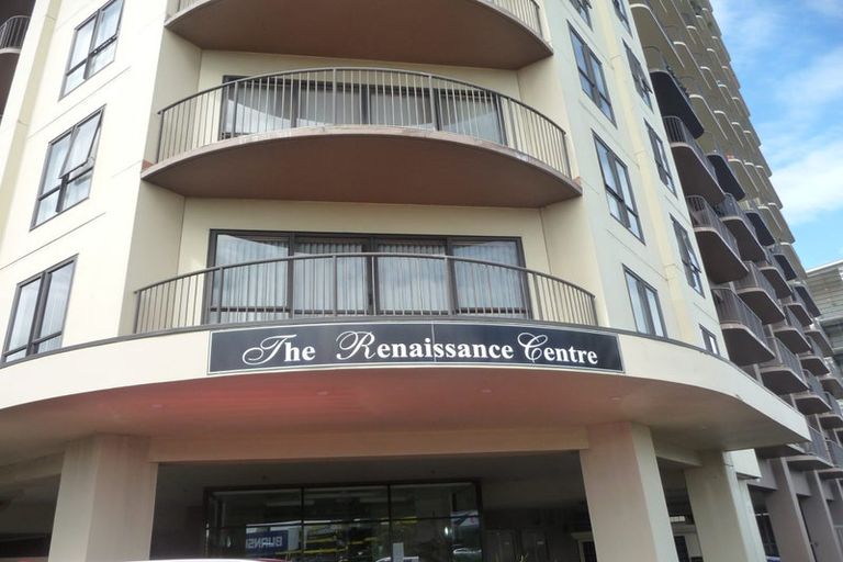 Photo of property in The Rennaissance, 14f/18 Ronwood Avenue, Manukau, Auckland, 2104