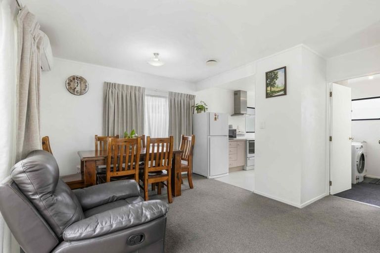 Photo of property in 1/143 Spinella Drive, Bayview, Auckland, 0629
