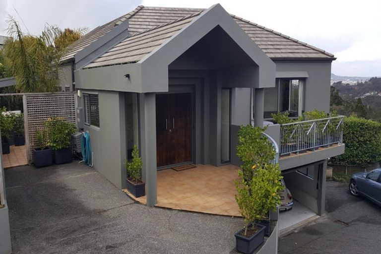 Photo of property in 10/2-22a Balmain Road, Chatswood, Auckland, 0626