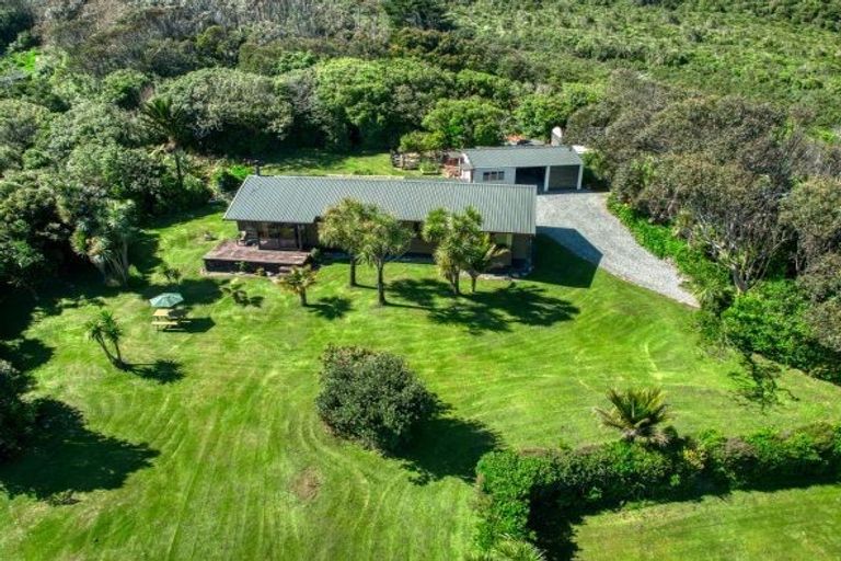 Photo of property in 2404 Coast Road, Barrytown, Runanga, 7873