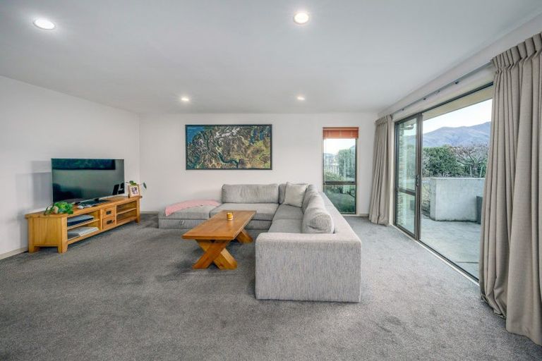Photo of property in 48 Rob Roy Lane, Wanaka, 9305