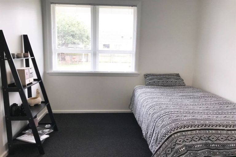 Photo of property in 35 Merrington Crescent, Aranui, Christchurch, 8061