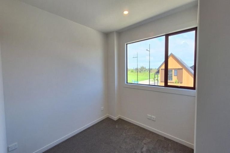 Photo of property in 55 Maungakaraka Road, Karaka, 2580