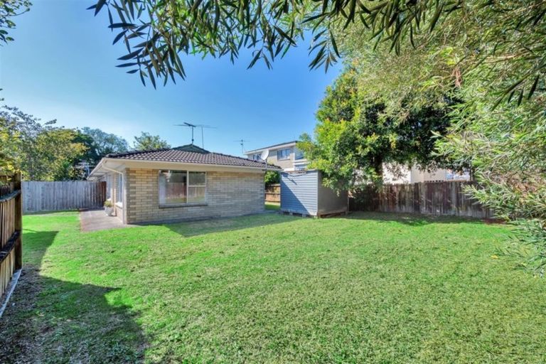 Photo of property in 1/10a View Road, Papakura, 2110