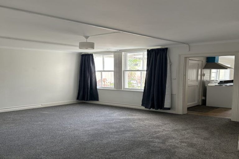 Photo of property in 218 Adelaide Road, Newtown, Wellington, 6021