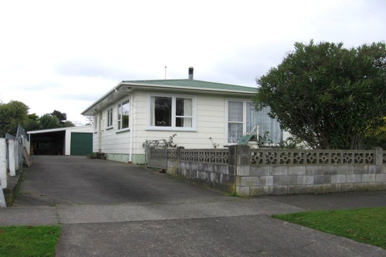 Photo of property in 26 Karamea Crescent, Kelvin Grove, Palmerston North, 4414
