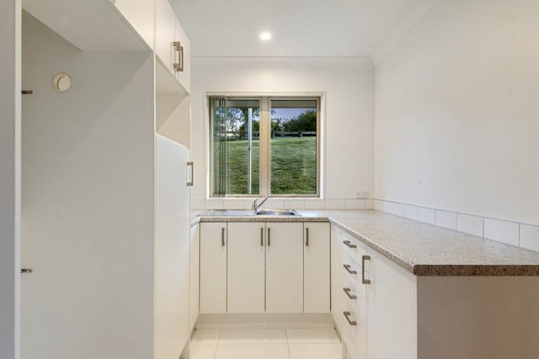 Photo of property in 43 Moses Road, Kaukapakapa, 0873