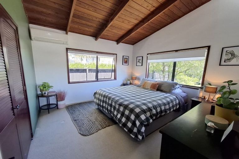 Photo of property in 1/27 Rosier Road, Glen Eden, Auckland, 0602