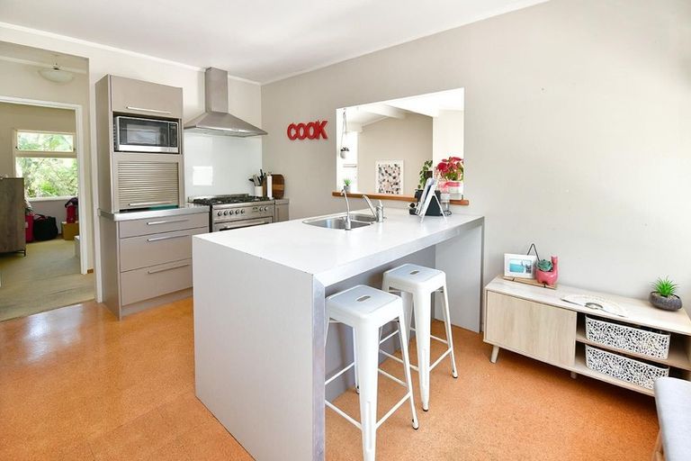 Photo of property in 68 Alexander Avenue, Torbay, Auckland, 0630