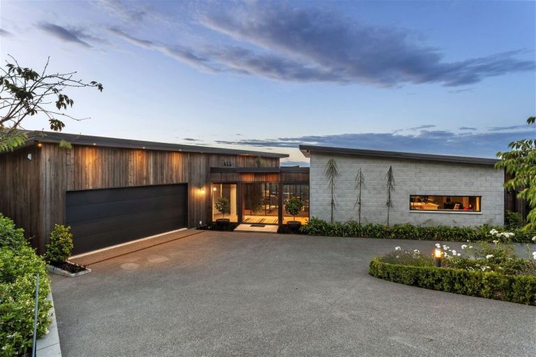 Photo of property in 9 Roystone Way, Huntsbury, Christchurch, 8022