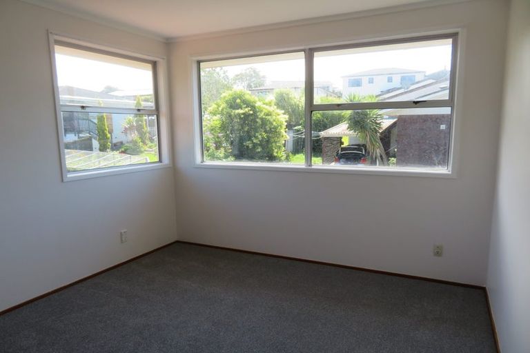 Photo of property in 4171a Great North Road, Glen Eden, Auckland, 0602