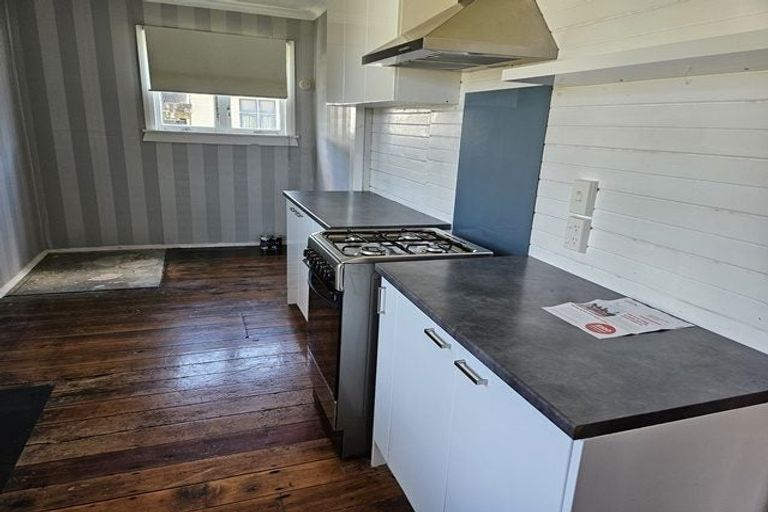 Photo of property in 22 Ngaio Street, West End, Palmerston North, 4412