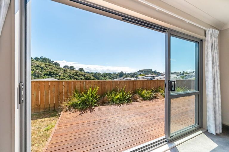 Photo of property in 19 Moonsail Drive, Whitby, Porirua, 5024