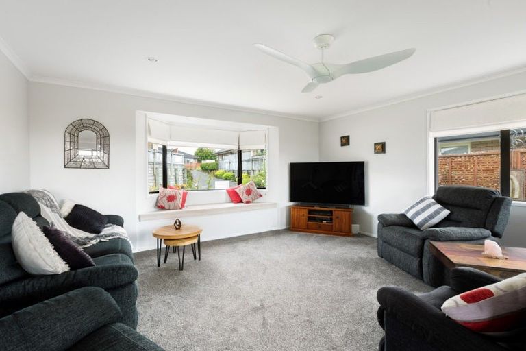 Photo of property in 43 Malta Crescent, Katikati, 3129