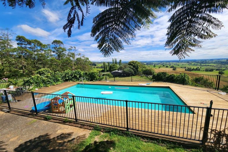 Photo of property in 236 Sainsbury Road, Pirongia, Te Awamutu, 3876