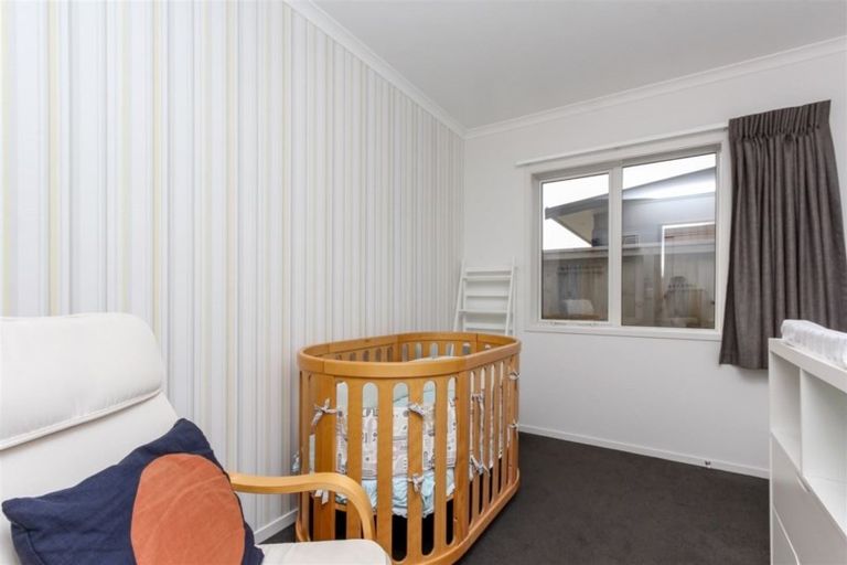 Photo of property in 4 Roy Johns Way, Bell Block, New Plymouth, 4312