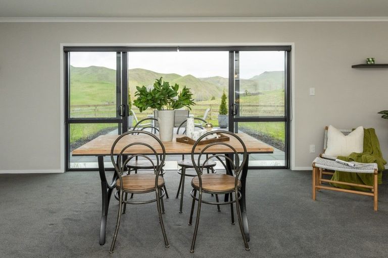 Photo of property in 920 Waimarama Road, Waimarama, Havelock North, 4294