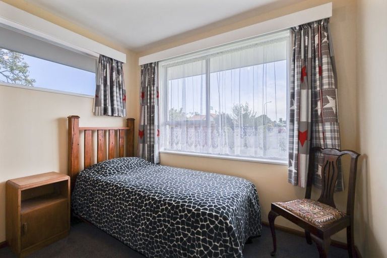 Photo of property in 76 Bush Street, Rangiora, 7400